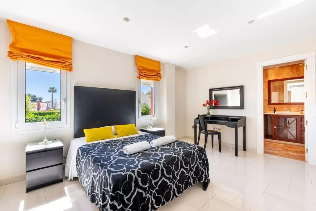 Ohana Luxury Villa With Heated Pool Málaga Exterior foto